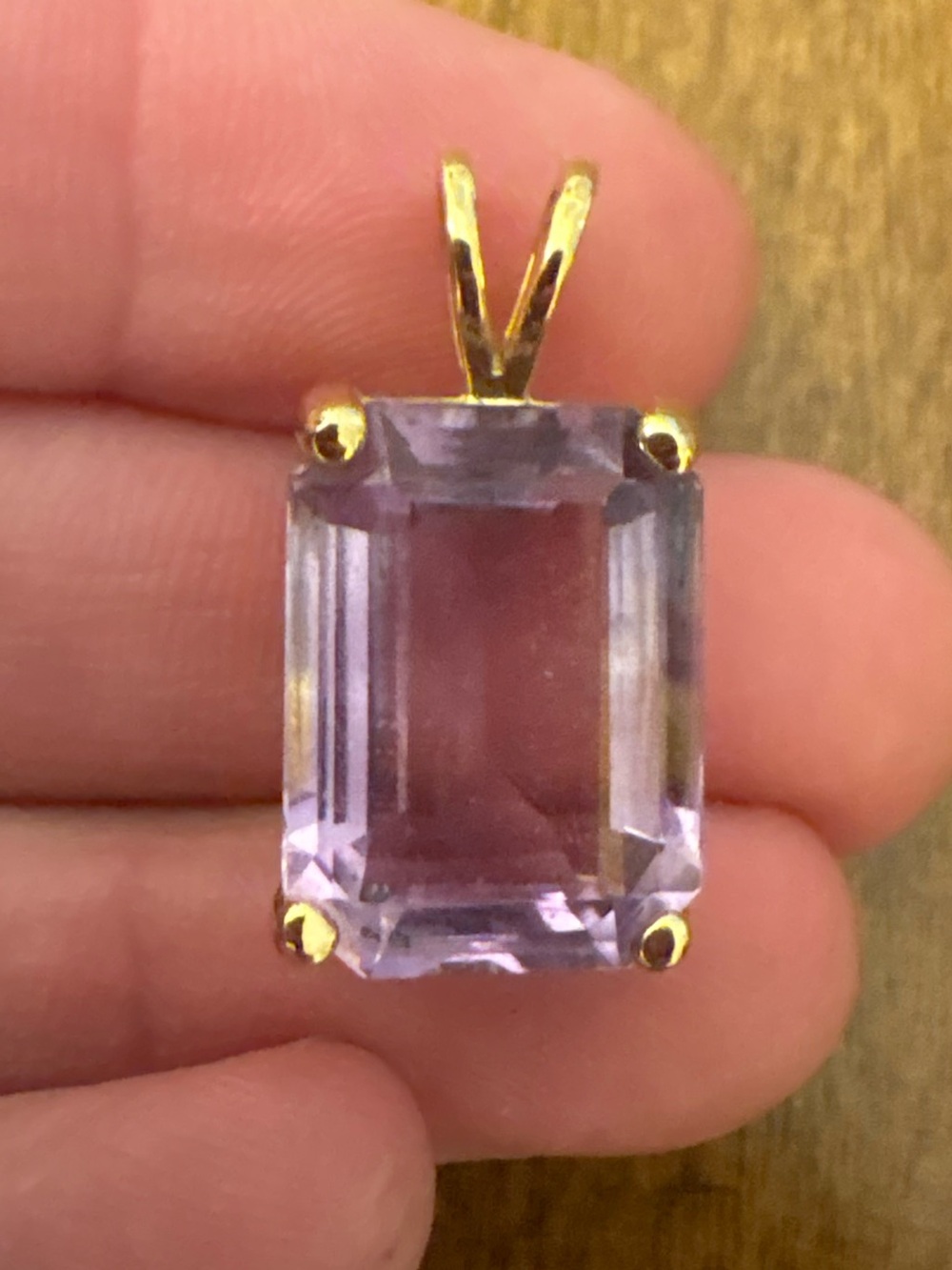 Gold Tone Emerald Cut Light Amethyst Pendant Lavender Purple Quartz Necklace - Picture 8 of 13